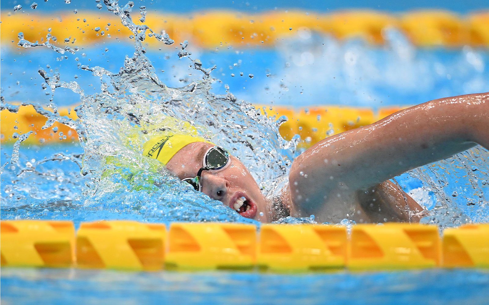 Australian Paralympian Lakeisha Patterson swimming freestyle